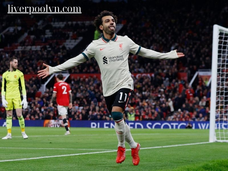 áo liverpool trắng